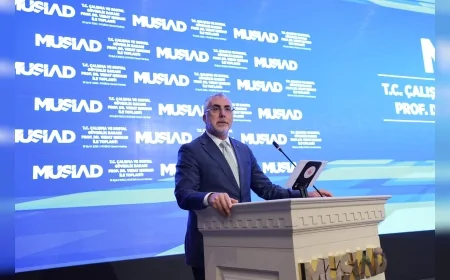Çalışma Bakanı Vedat Işıkhan: "Son 20 çeyrektir kesintisiz büyüme başarımızı sürdürüyoruz"
