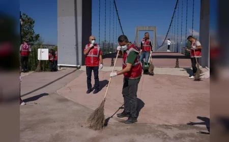 Düzce’de Dünya Temizlik Günü’nde Melensu Park’ta çevre seferberliği gerçekleştirildi