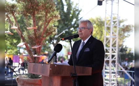 Bandırma Belediye Başkanı Dursun Mirza: “Okumak bir insanı, bir insan da dünyayı değiştirebilir”