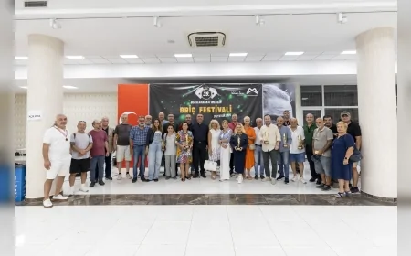 39. Uluslararası Mersin Briç Festivali ödül töreniyle sona erdi: 350 sporcu kıyasıya mücadele etti