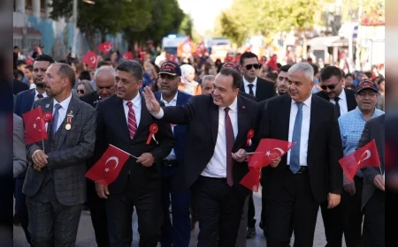 Manisa’da Gaziler Günü törenle kutlandı, yürüyüş ve çelenk sunumuyla birlik mesajı verildi