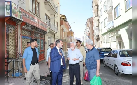Elazığ Belediye Başkanı Şerifoğulları, mahalle ziyaretlerinde altyapı ve yol çalışmalarını inceledi
