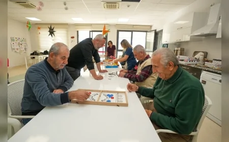 Gaziemir’de Alzheimer Merkezi hastalara umut oluyor, yakınlarına nefes aldırıyor