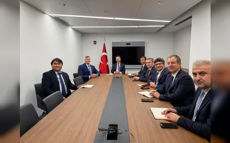 Alparslan Bayraktar New York’ta enerji diplomasisi kapsamında Dünya Bankası ve küresel şirketlerle görüştü