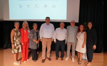 Seferihisar’da 3. Yaş Üniversitesi açıldı, emekliler için yaşam boyu öğrenme fırsatı başladı