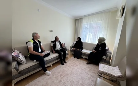 Çorum Belediyesi evde bakım ve cami temizliği hizmetleriyle vatandaşla bağlarını güçlendiriyor