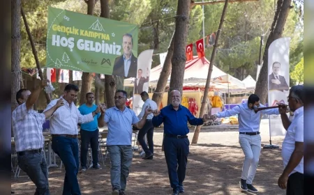 Mersin Büyükşehir Toroslar’daki muhtarları Tarsus Gençlik Kampı’nda bir araya getirdi