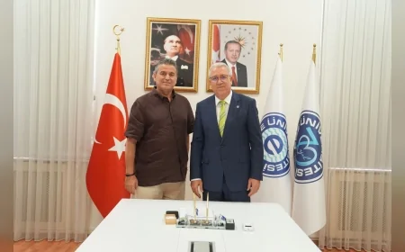 Ege Üniversitesi’nden sanayi kaynaklı karbon emisyonlarını azaltacak yenilikçi mikroalg projesi