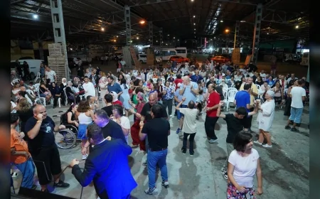 Ayvalık’ta 33. Engelliler Kültür, Sanat ve Spor Etkinlikleri müzik şöleni ve kamp ateşiyle sona erdi