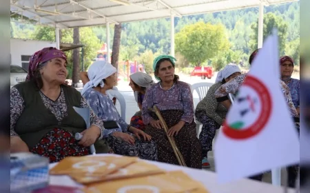 Menteşe Belediyesi kırsal mahallelerde kadın hakları bilgilendirmelerine devam ediyor