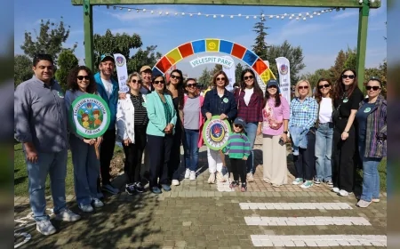 Eskişehir’de belediyeler ve TED Koleji öğrencileri Sümer Park’ta çöp toplama etkinliğinde buluştu