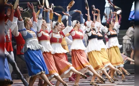 Bakan Mehmet Nuri Ersoy, Bolşoy Balesi’nin Romeo ve Juliet Gösterimini İstanbul’da İzledi