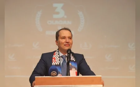 Fatih Erbakan: “Türkiye’de muhalefete ayrı, iktidara ayrı hukuk uygulanıyor”