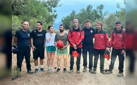 İzmir’de Balçova Terapi Ormanları’nda kayalıklarda mahsur kalan üç genç itfaiye ekiplerince kurtarıldı