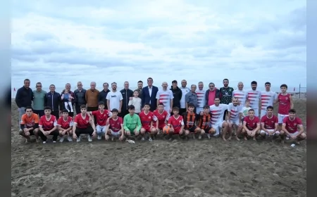 Giresun’da plaj futbolu heyecanı sona erdi, Süleyman Özyazıcı anısına düzenlenen turnuvada Sahilspor şampiyon oldu