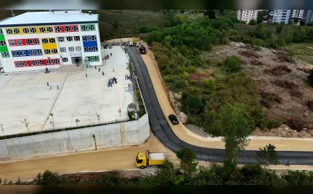 Fatsa’da Dolunay Ortaokuluna ulaşım sağlayan yol asfaltla yenilendi