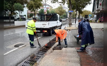 Yalova’da sağanak sonrası altyapı sorunlarına belediye ekiplerinden hızlı müdahale