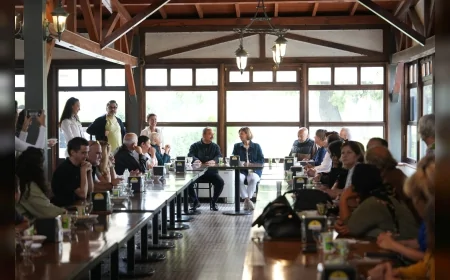 Başkan Ayşe Ünlüce, Gazeteciler Cemiyeti heyetiyle Kentpark’ta buluştu