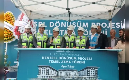 İnegöl’de Turgutalp Mahallesi Kentsel Dönüşüm Projesinin birinci etabının temeli törenle atıldı