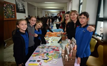 Yalova’da ortaokul öğrencilerinden sokak hayvanlarına mama desteğiyle toplumsal farkındalık projesi