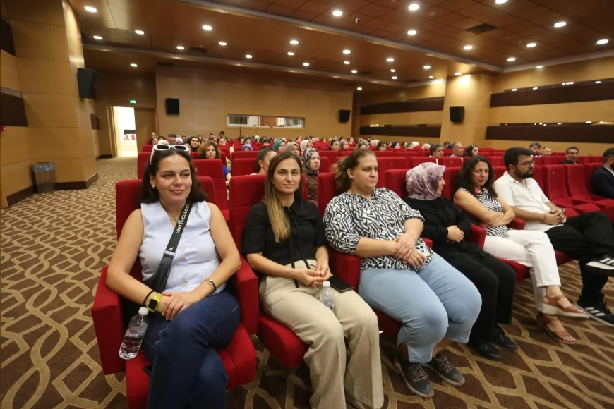 Kepez Belediyesi kreş çalışanlarına iş sağlığı ve güvenliği semineri düzenledi