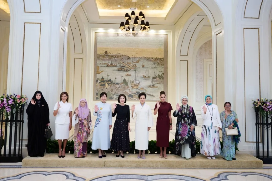 Emine Erdoğan Çin’de lider eşleriyle buluştu: “Bağlarımızın güçlenmesini temenni ediyorum”