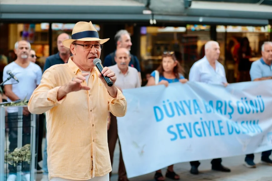 Konak’ta Dünya Barış Günü etkinliğinde demokrasi, adalet ve özgürlük vurgusu