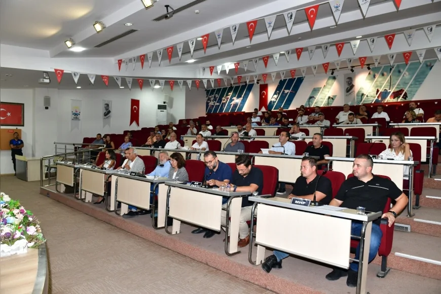 Çiğli Belediye Başkanı Onur Emrah Yıldız: "Harmandalı’ya bir karış toprağa dahi çöp dökülmesine izin vermeyeceğiz"
