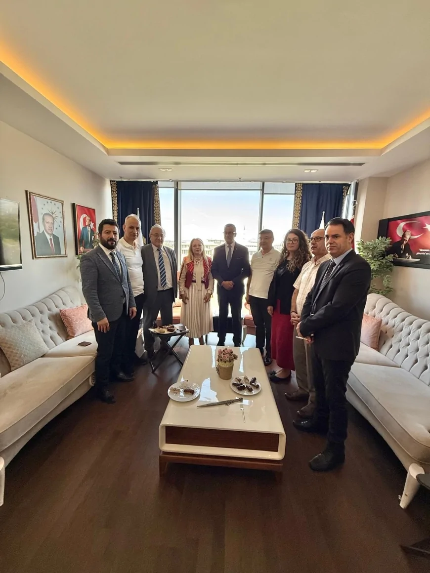 Prof. Dr. Aysun Bay ve Tunus Büyükelçisi Ahmed Ben Sghaier: "Sağlık turizmi iş birliği yeni ufuklar açacak"