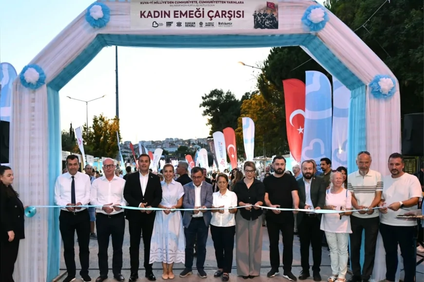 Balıkesir’de Kurtuluş Haftası başladı: Açılış töreninde birlik ve vefa mesajları verildi