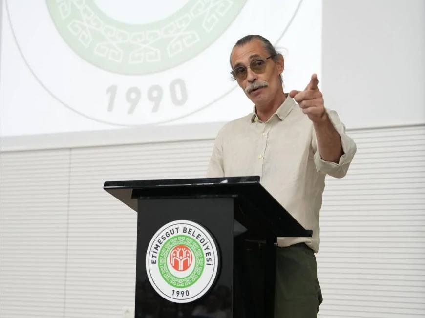 Erdal Beşikcioğlu: “Kreşlerimiz Etimesgut’ta yapabileceğimiz en kıymetli hizmetlerden biridir”
