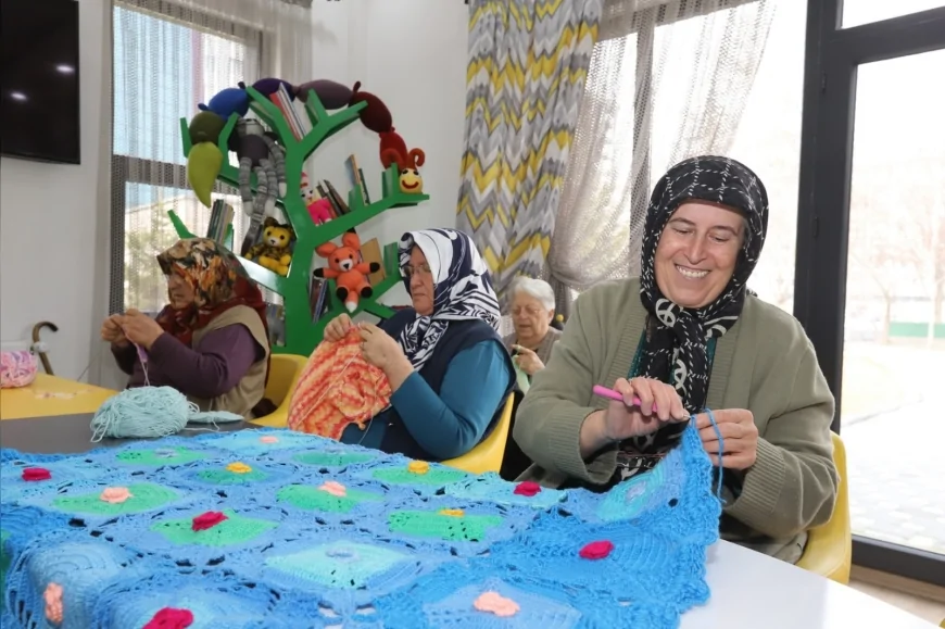 Başkan Büyükkılıç’tan ulu çınarlara vefa dolu hizmet
