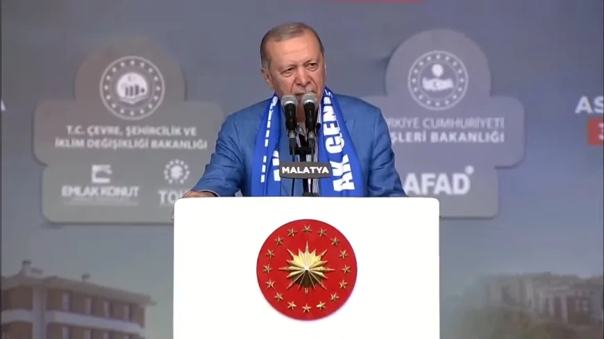 Malatya’da 300 bininci afet konutu için anahtar teslimi yapıldı: 13 ilde 304 bin 836 bağımsız bölüm, yılbaşında 453 bin hedefi.
