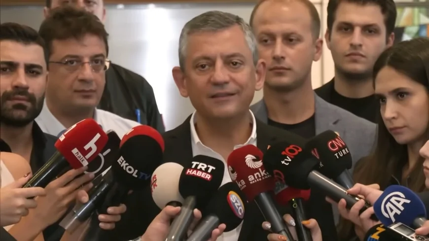 CHP Genel Başkanı Özgür Özel: “21 Eylül’de olağanüstü kurultayımızı delegelerin imzasıyla gerçekleştireceğiz”