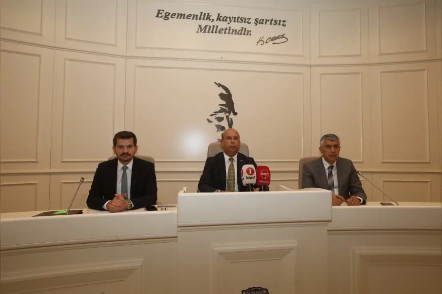 Gaziantep Büyükşehir Meclisi’nden Yeşil Bayrak ve Kardeş Şehir Kararı