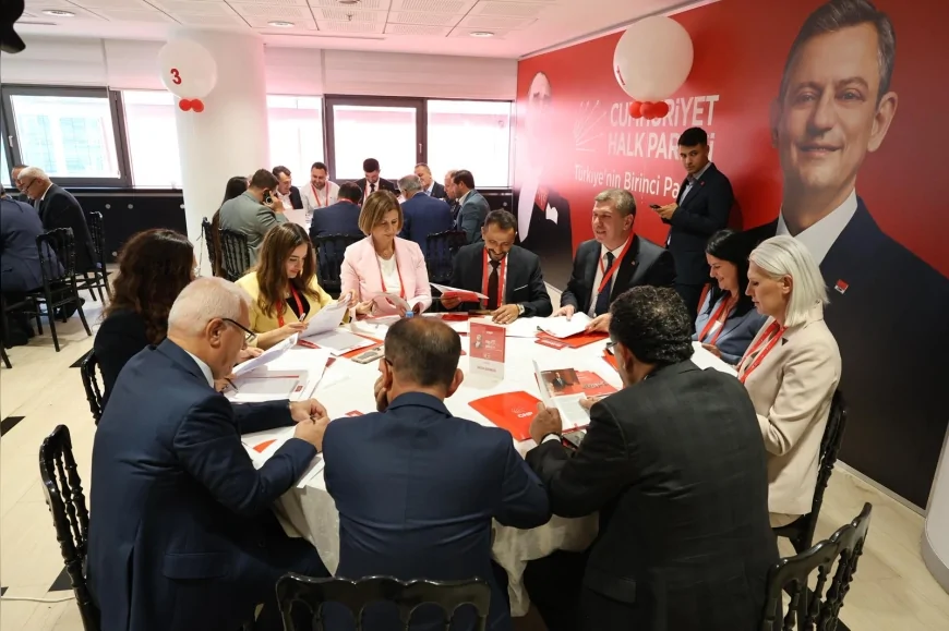Eskişehir Büyükşehir Belediye Başkanı Ayşe Ünlüce: "Demokrasi ve özgürlük dolu bir yarını omuz omuza inşa edeceğiz"