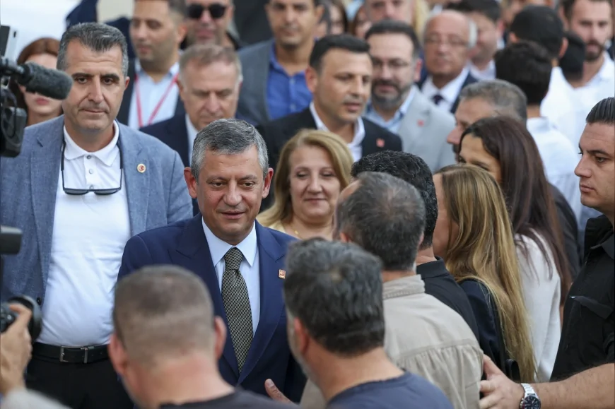 CHP Genel Başkanı Özgür Özel, Sancaktepe Belediyesi’nin toplu açılış ve temel atma törenine katıldı