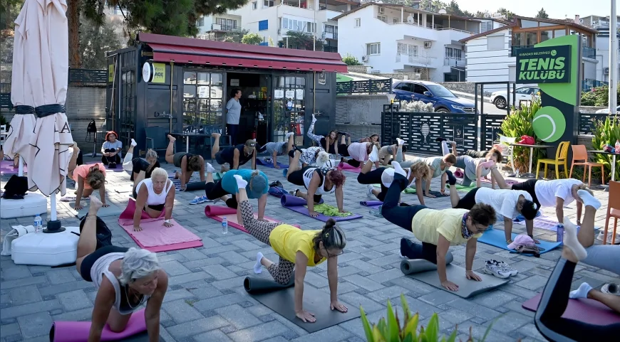 Kuşadası Belediyesi Tenis Kulübü’nde yoga sonrası pilates dersleri de başladı