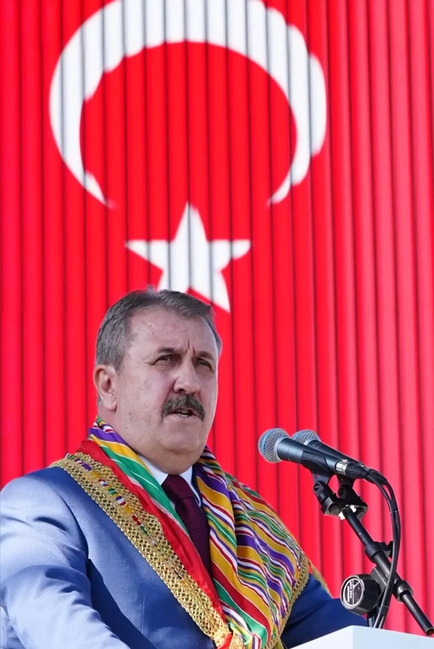 Mustafa Destici 744. Ertuğrul Gazi’yi Anma Şenlikleri’nde: "Türkiye Osmanlı mirasına sahip çıkmalı, bedel ödemeyi göze almalı"