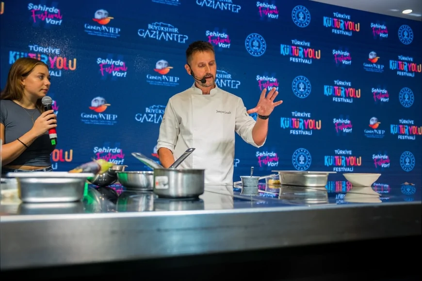 GastroANTEP Festivali’nde güvenli gıda temasıyla paneller, dünyaca ünlü şeflerin gösterileri ve Gaziantep mutfağı öne çıktı
