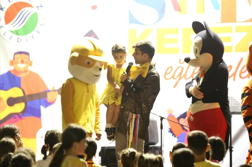 Kepez’in 68 mahallesine sanat ve eğlence taşınıyor, “Sahne Kepez” etkinlikleri devam ediyor