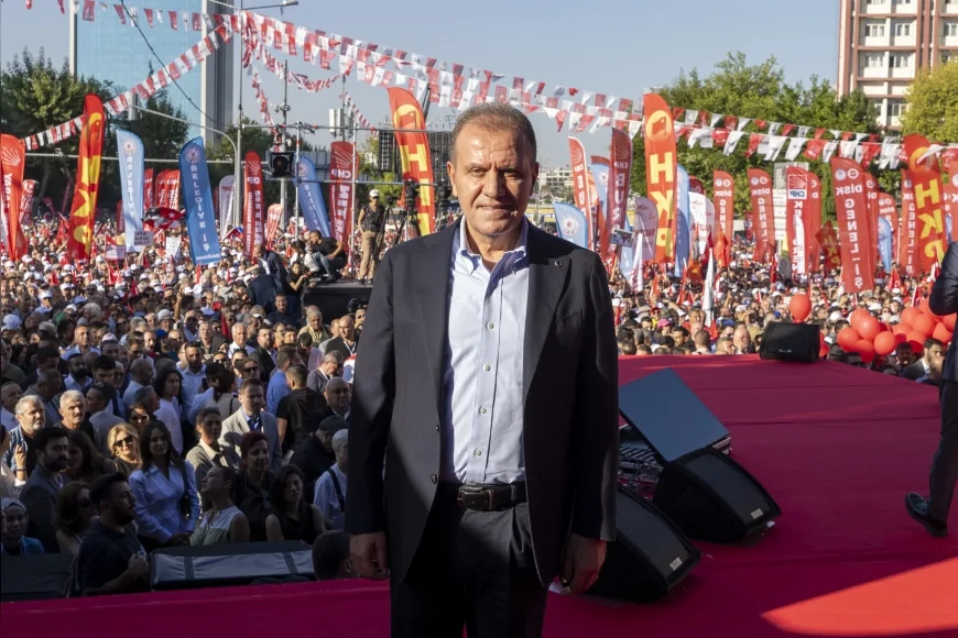 Mersin Büyükşehir Belediye Başkanı Vahap Seçer: “İktidarın karşısındaki en büyük güç CHP”