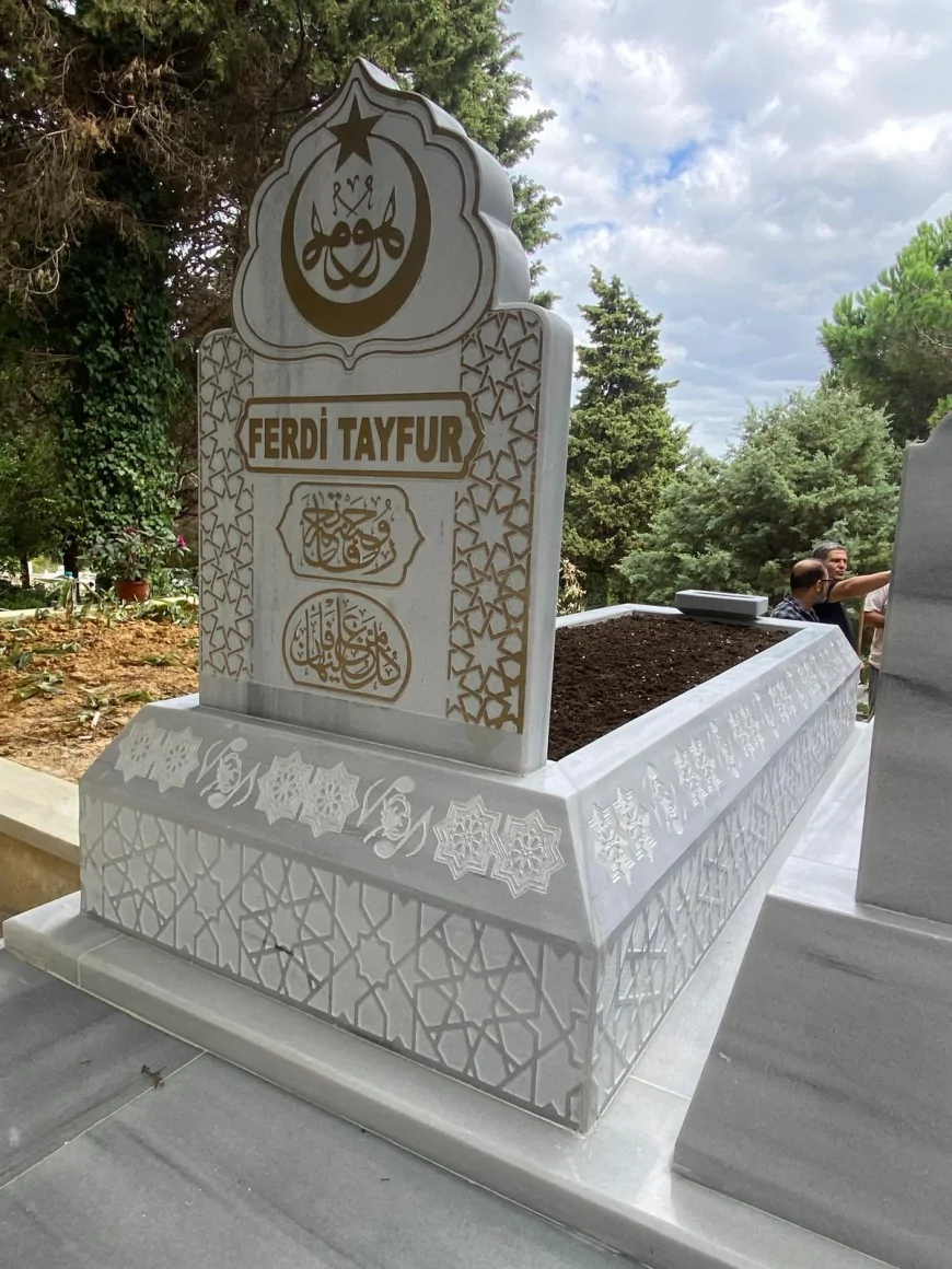 MHP Genel Başkanı Devlet Bahçeli Ferdi Tayfur’un kabrini yaptırdı, Adana’da sanatçının müzesi açıldı
