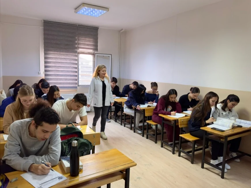 Çiğli Belediyesi’nden mezun öğrencilere ücretsiz YKS hazırlık kursu imkanı