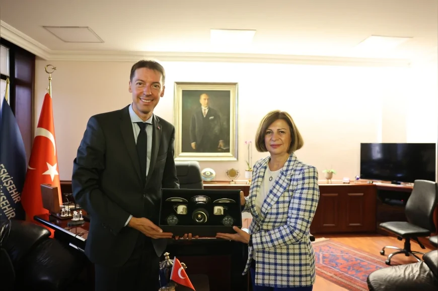 AB Maslahatgüzarı Jurgis Vilčinskas: “Eskişehir’in çevreci çalışmalarına destek vermeye hazırız”