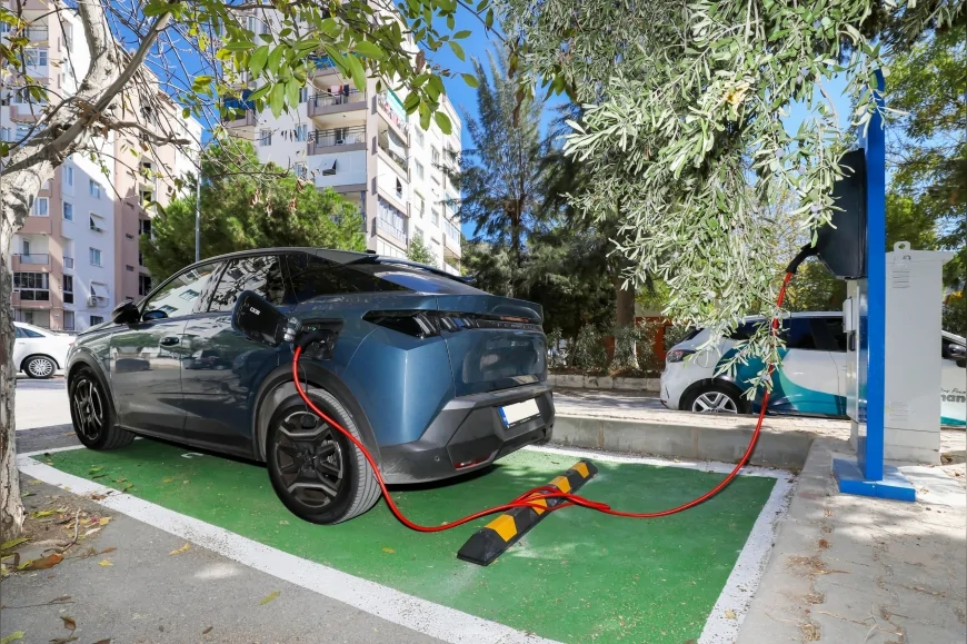 Narlıdere’de elektrikli araç şarj istasyonu sayısı 7’ye çıkarıldı