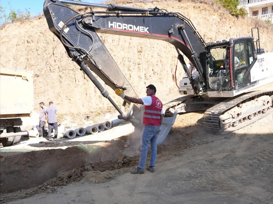 Düzce Konuralp’te yeni yerleşim bölgesine 150 metrelik kanalizasyon hattı döşeniyor