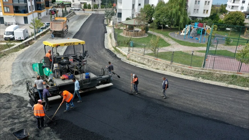 Ordu Fatsa Dolunay Mahallesi’nde sokaklar etap etap asfaltlanıyor, mahalle modern görünüme kavuşuyor