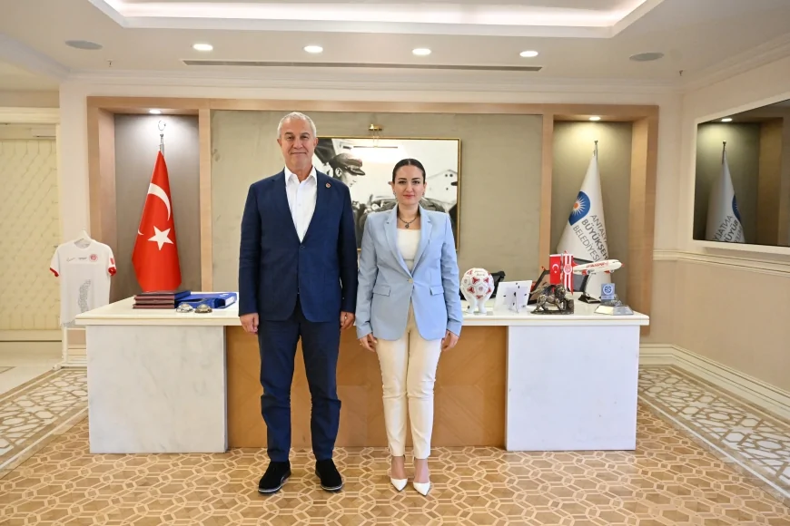 Başkan Vekili Büşra Özdemir ve Alanya Belediye Başkanı Osman Tarık Özçelik projeler için bir araya geldi