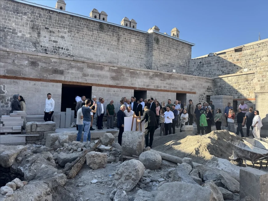 Kayseri Kent Konseyi, Gön Hanı, Vezir Hanı ve Bedesten’de inceleme yaptı